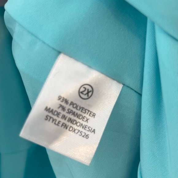 NWT FASHION NOVA DRESS - Picture 4 of 5